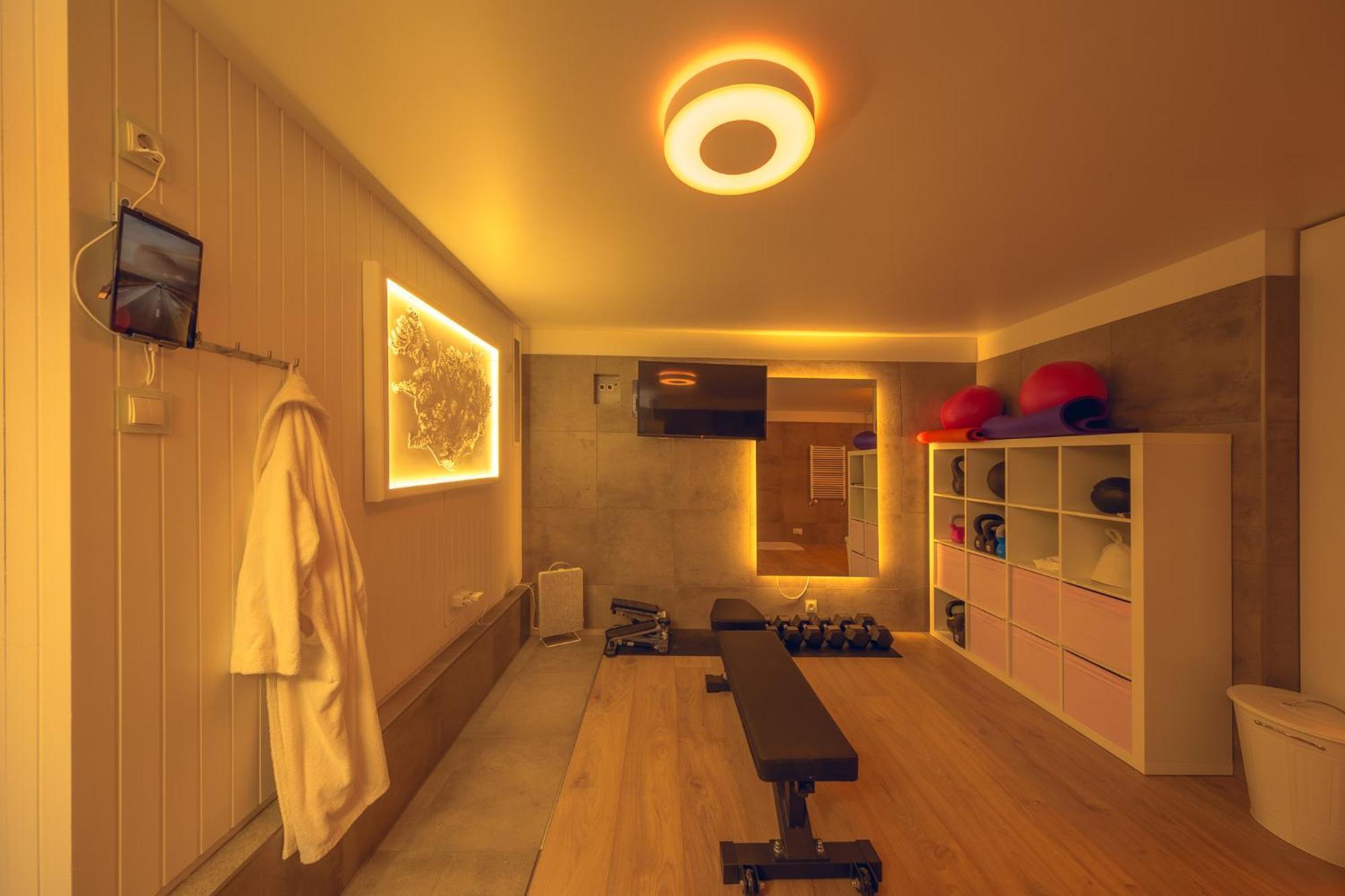 Smart Luxury - Private Gym, Hot Tub & Sauna Keflavik Exterior photo